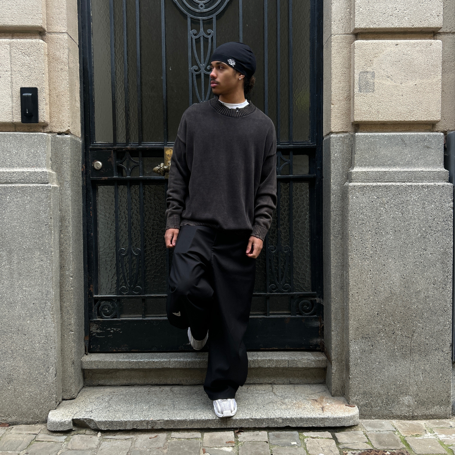 Venace "residual" motion knit